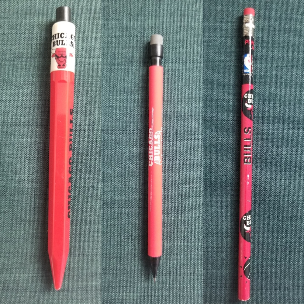 Chicago Bulls NBA Pen & Pencil Set 90s